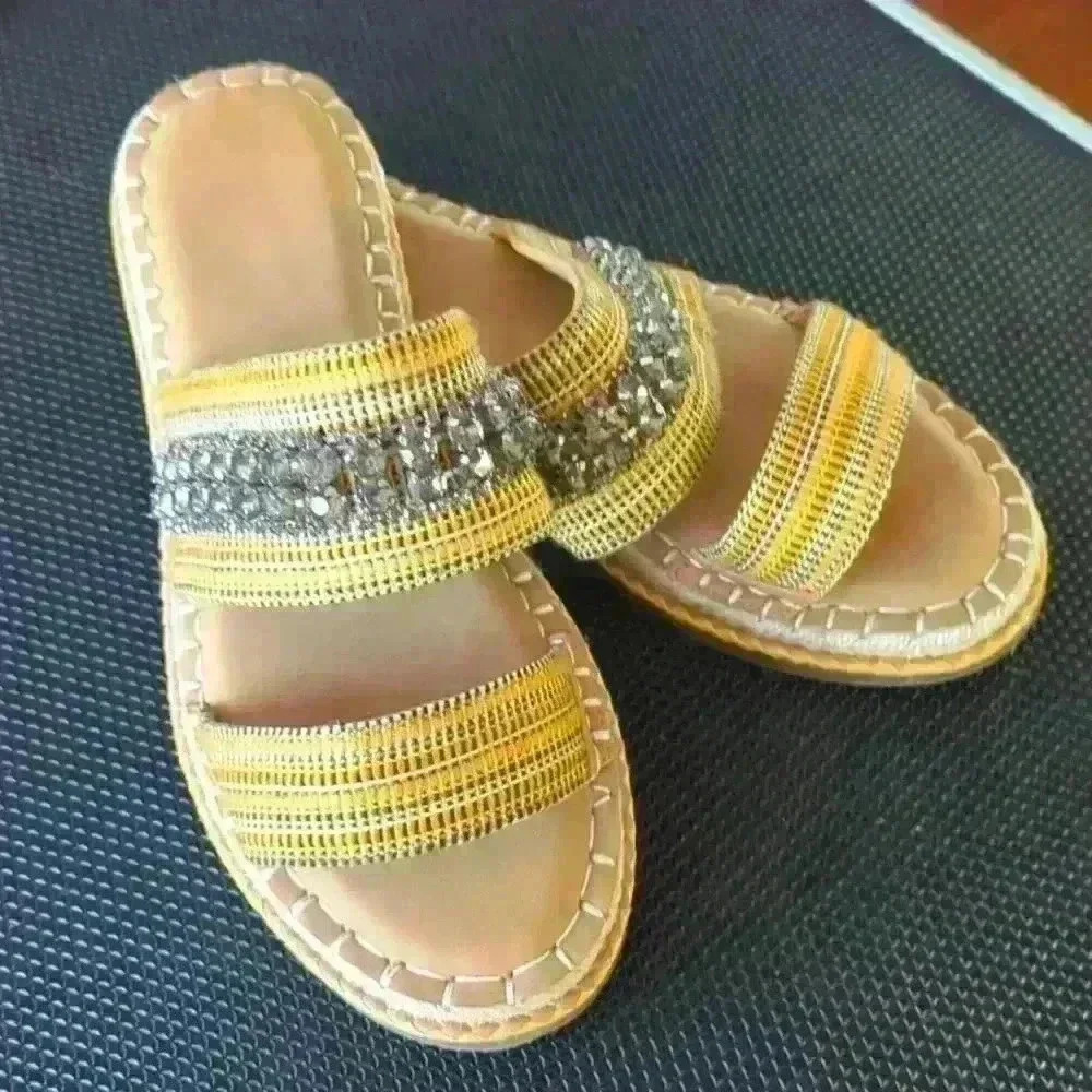 Crown Vintage Women's Slide Sandals Size 8